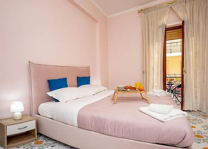 Casa Angela-in Sorrento's Heart Apartment